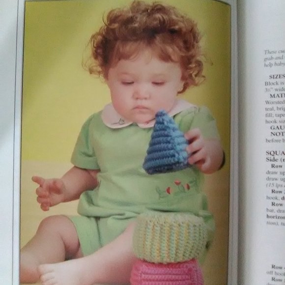 Crochet Book/2 Double Hooks - Picture 5 of 8